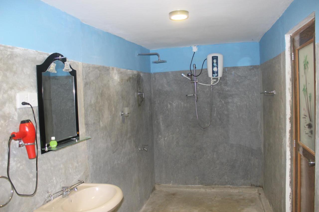 سيغيرِيا Lathika Homes المظهر الخارجي الصورة