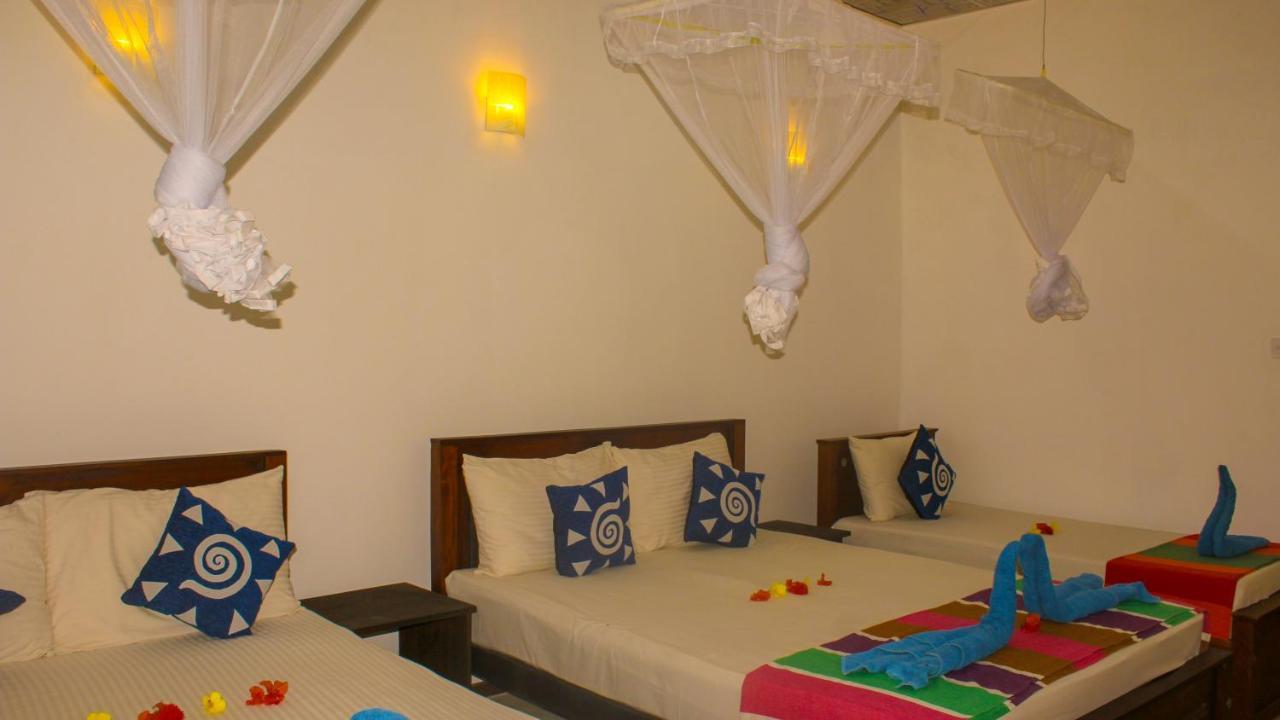 سيغيرِيا Lathika Homes المظهر الخارجي الصورة