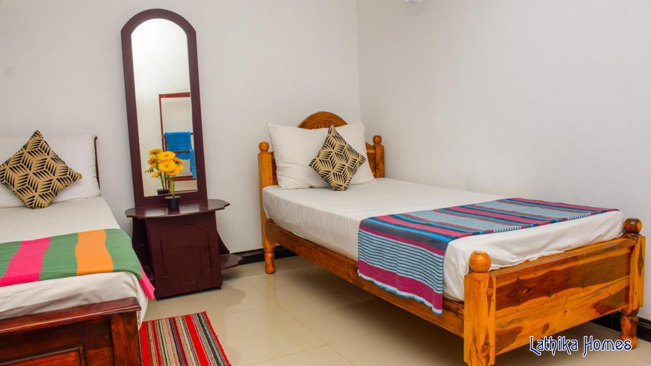 سيغيرِيا Lathika Homes المظهر الخارجي الصورة